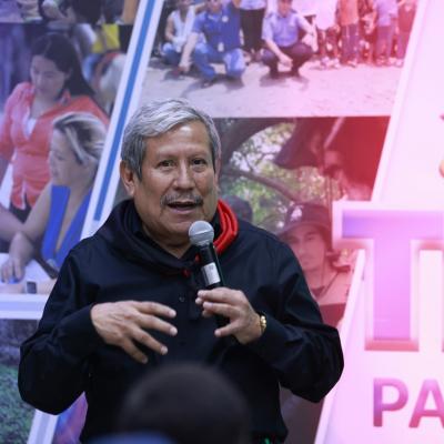 Congreso 76